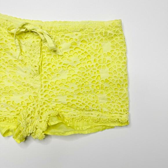 Temptation Positano Eyelet Lace Shorts Drawstring in Yellow Size Medium - Picture 2 of 9